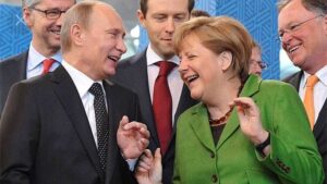 Детальніше про статтю “За кожен кубометр російського газу ми заплатили нацбезпекою потрійну ціну”, – МЗС Німеччини